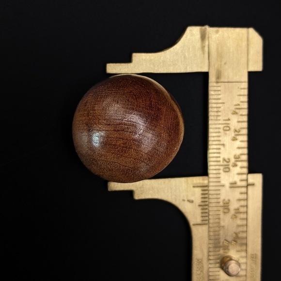 Vintage Wooden Brooch and Earrings Set - C Clasp and Clip ons - Picture 8 of 9